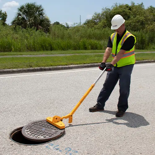 Magnetic Manhole Lifter - 4 Magnet Utility Robotron Break 'N Take